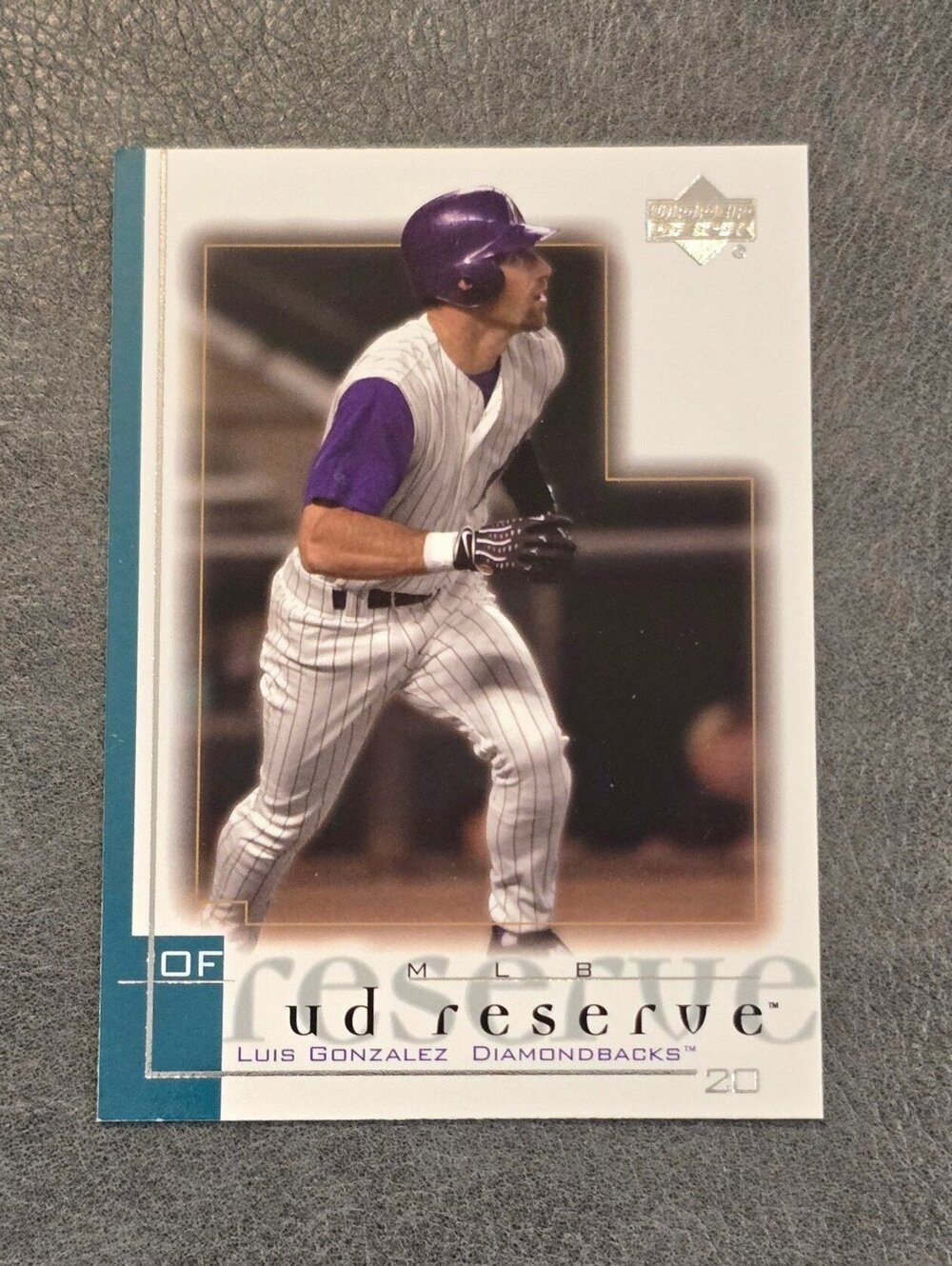 2001 UD Reserve #118 Luis Gonzalez Baseball Card